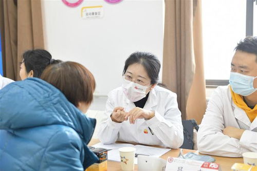紅色醫療小分隊再出發 黨員專家進社區，守護居民健康