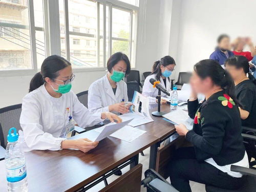 辦實(shí)事見行動 健康義診惠民生——昆明醫(yī)科大學(xué)第三附屬醫(yī)院與棕樹營社區(qū)聯(lián)合開展健康服務(wù)
